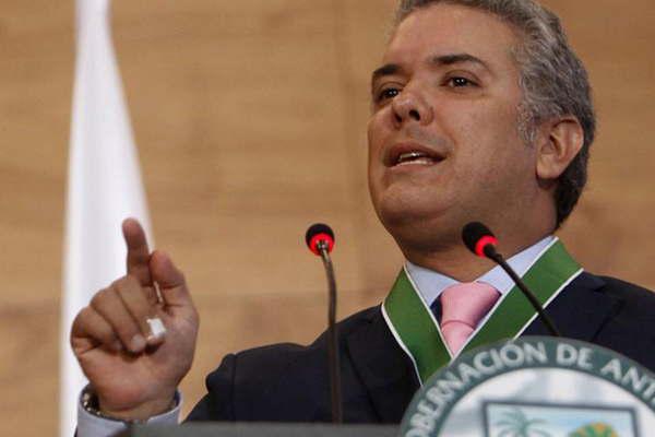 El presidente colombiano  anuncioacute la creacioacuten de un  reemplazo para la Unasur