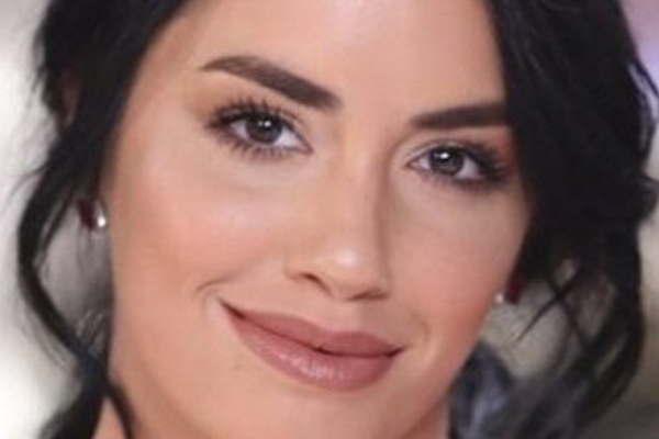 Lali Espoacutesito no se toma vacaciones y carga su agenda  