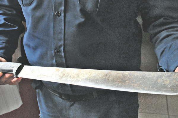 El agresor portaba un machete