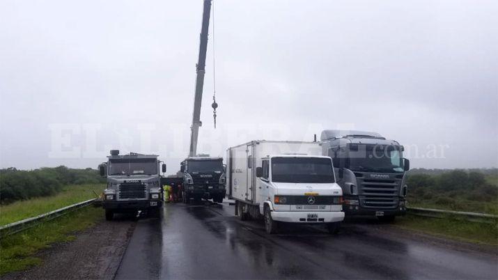 VIDEO Instalan un puente de emergencia sobre Ruta 34