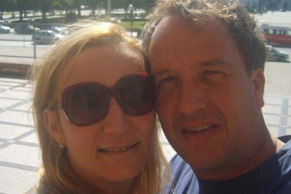 Una mujer fue asesinada de un mazazo en la cabeza en Santa Fe y detuvieron a su marido