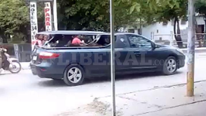 VIDEO  Les dieron el uacuteltimo adioacutes a los nintildeos que murieron calcinados