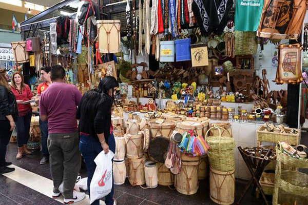 En verano el mercado Armoniacutea ampliacutea su propuesta para turistas