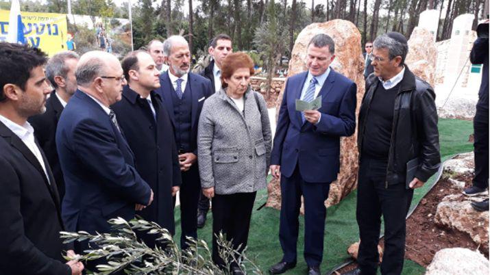 El embajador argentino en Israel participoacute de un homenaje a Nisman