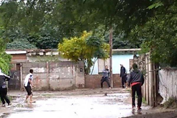 Realizaron disparos en un merendero cuando habiacutea maacutes de 100 nintildeos en su interior