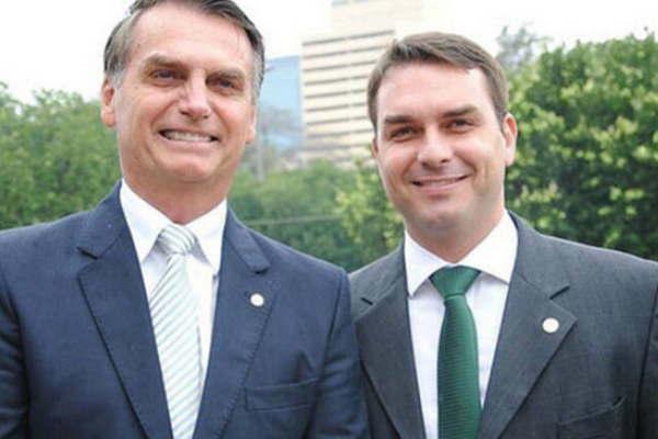 Un juez suspendioacute una investigacioacuten que involucra a asesores del clan Bolsonaro