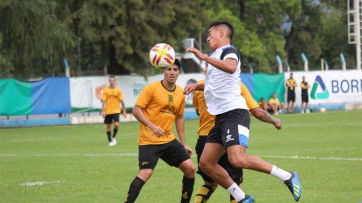 Mitre derrotoacute a Atleacutetico Tucumaacuten