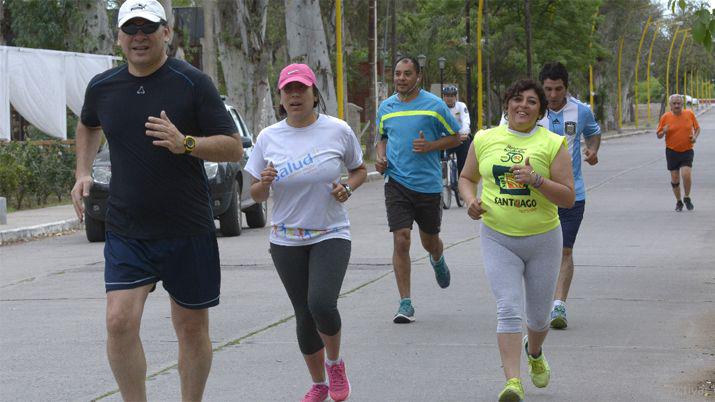 Organizan trote solidario en el Parque Aguirre
