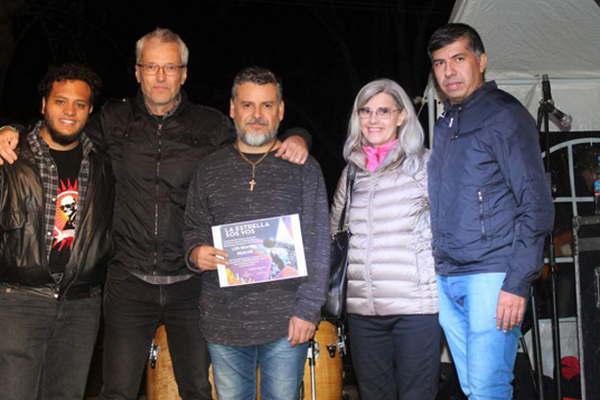 Huayra Huacke ganoacute el premio la Estrella sos Vos en La Falda Coacuterdoba