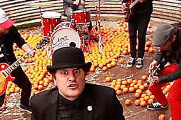 Ciro y Los Persas daraacuten show gratuito en Mar del Plata 