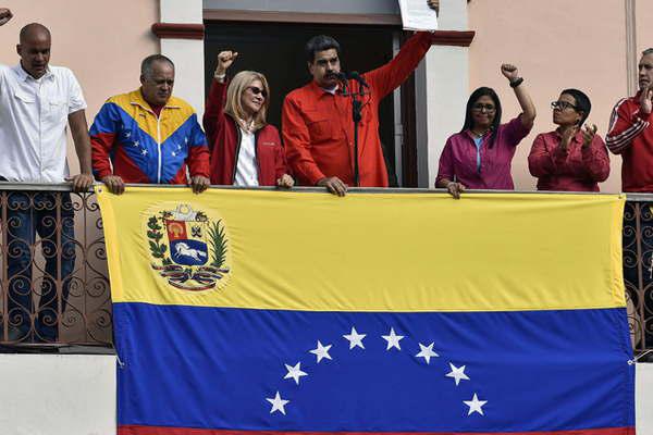 Maduro a Trump- Fuera se van aquiacute hay dignidad