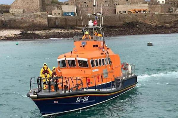 La familia de Sala pide que siga la buacutesqueda