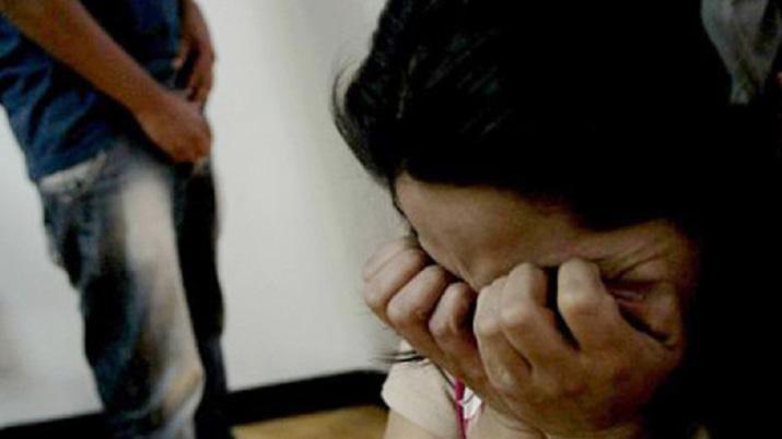 Depravado le ofrecioacute 300 a su sobrina para que le practique sexo oral