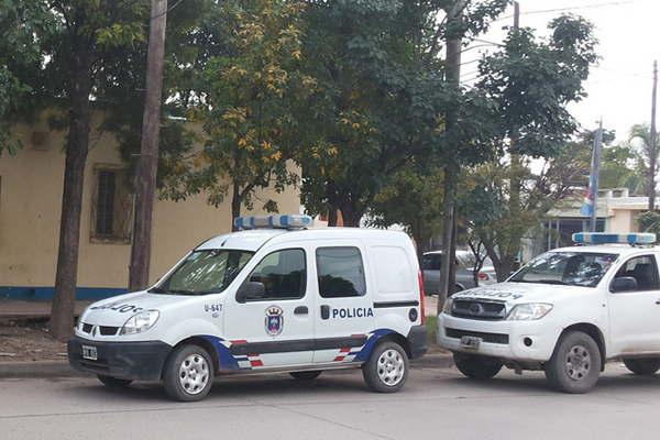 Llevaba a sobrinas de 5 y 6 antildeos a una fiesta y en el camino las abusoacute