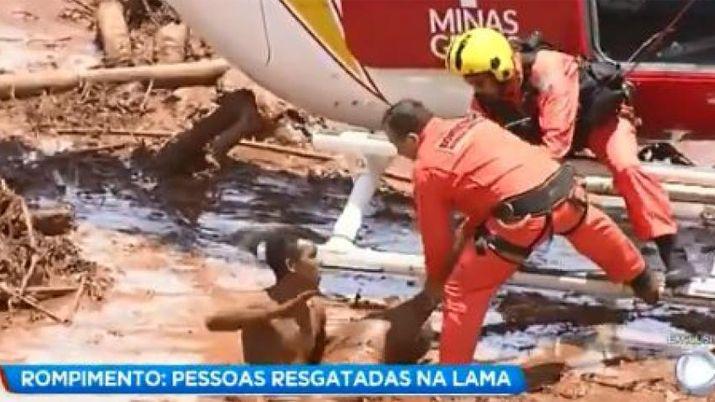 VIDEO  Avalancha en Brasil deja al menos 200 desaparecidos