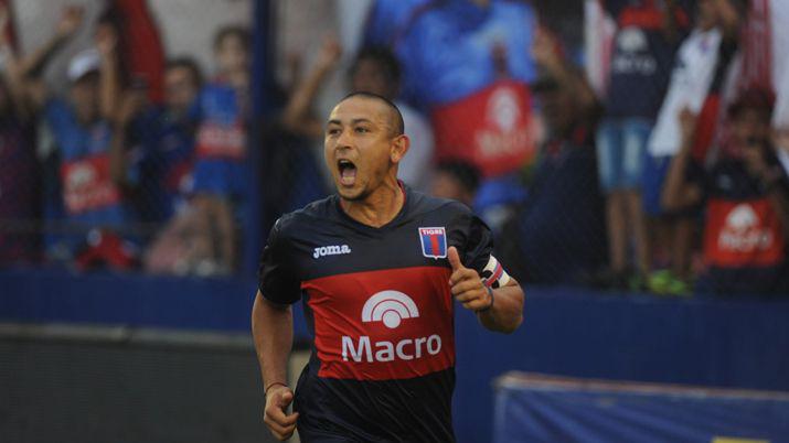 EN VIVO  San Martiacuten de visitante le gana a Tigre