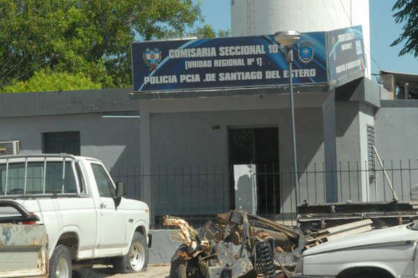 Hospitalizan a un detenido que se autolesionoacute dentro de una celda