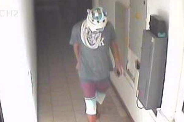 Empleada de un hotel descubrioacute a dos delincuentes en el interior de las instalaciones cuando limpiaba