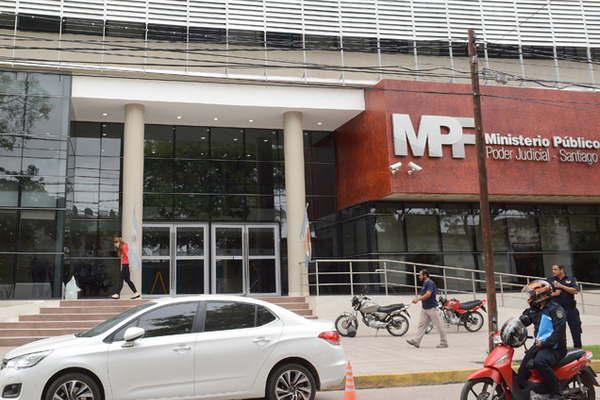 La Fiscaliacutea trabaja ordenando evidencias