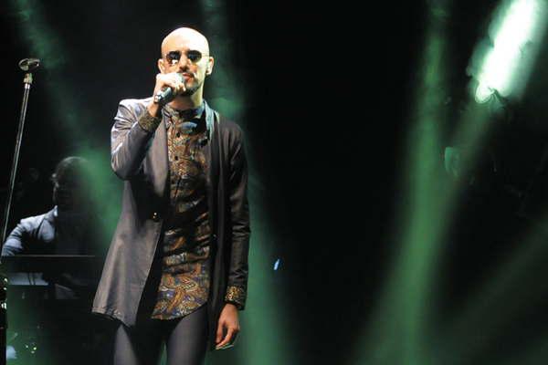 Abel Pintos lleva a Cosquiacuten La familia festeja fuerte 