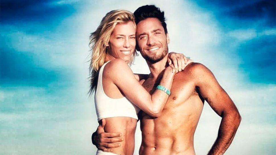 La foto hot de Nicole Neumann en topless con su novio