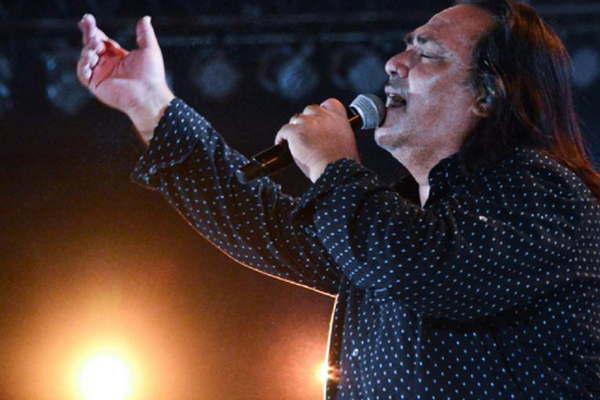 Fiesta de harina y espuma con Sergio Galleguillo 