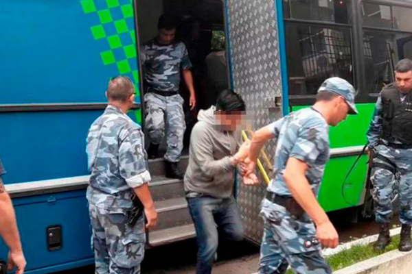 Piden preventiva para tres imputados por abusar de una chica en camping de Miramar