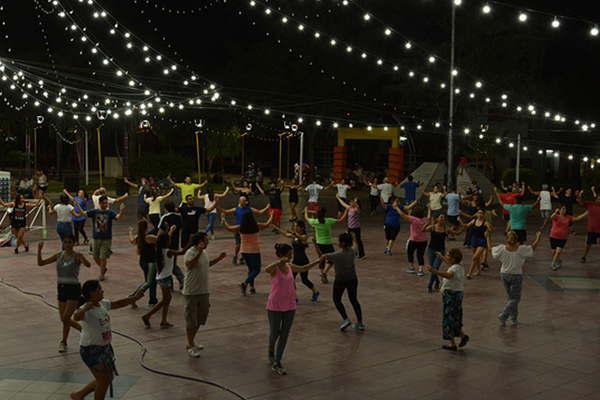 El programa Verano Sano enmarcoacute la antesala del festival 