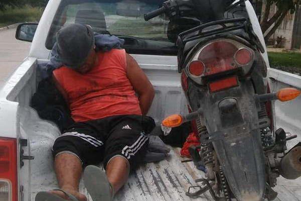 Roboacute una moto la vendioacute y terminoacute tras las rejas 