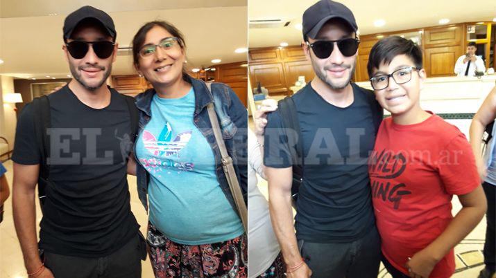 El cantante tuvo una clida bienvenida y se sacó fotos con sus fans