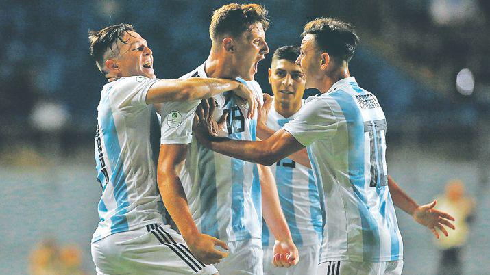 Argentina goleoacute con un Gaich inspirado