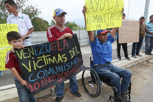 Vicepresidenta de Maduro llama a Guaidoacute a parar la locura