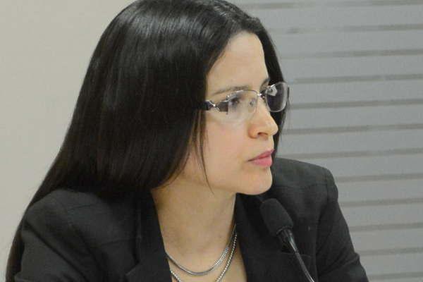 Quedoacute detenido por amenazar a su ex con un arma