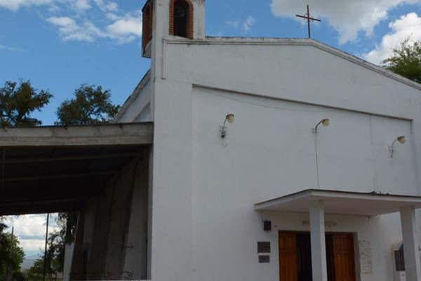Hoy se celebraraacute misa por los 35 antildeos del fallecimiento del padre Julio Ceacutesar Suaacuterez