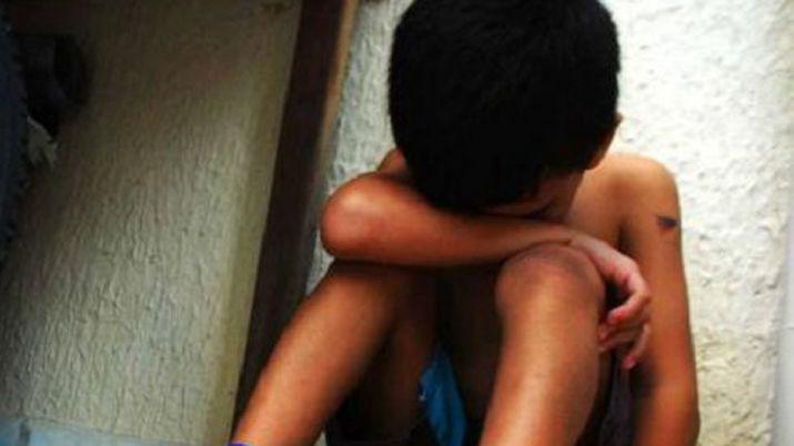 Le pegueacute y encerreacute en la heladera porque me roboacute 200 para golosinas