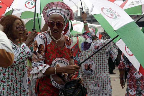 Los nigerianos eligen  mantildeana a su nuevo  presidente en medio de  los ataques terroristas