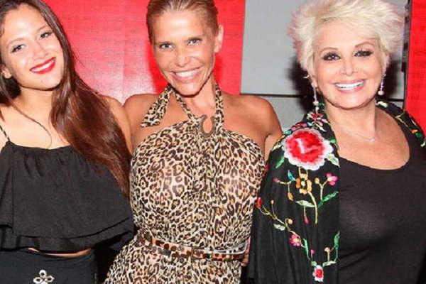 Carmen Barbieri Nazarena y Barbie Veacutelez coincidieron en la fiesta de Gente- cuaacuteles fueron sus reacciones ante el encuentro 