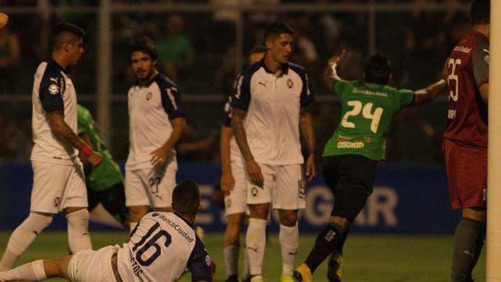 Independiente igualoacute con San Martiacuten y llega flojo al claacutesico