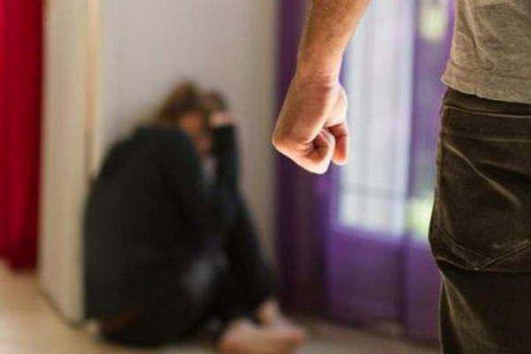 Advierten significativo incremento en el nuacutemero de casos de violencia de geacutenero en joacutevenes parejas