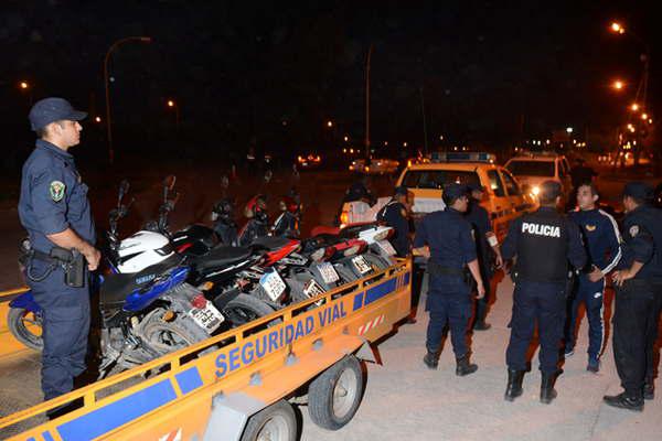 La policiacutea secuestroacute motocicletas que no estaban en condiciones de circular 