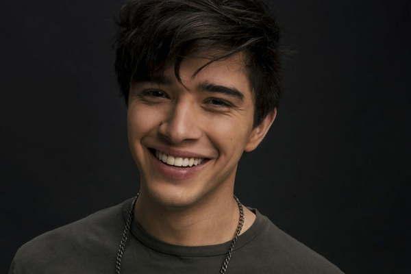 La intimidad de Juliaacuten Serrano al desnudo 