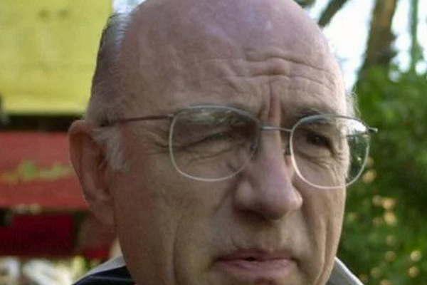 Fallecioacute Eduardo  Bauzaacute ex ministro  de Carlos Menem