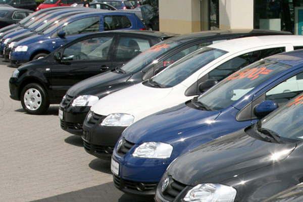 Cae 22-en-porciento- interanual la venta de autos usados en Santiago 