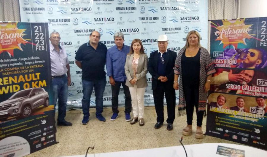 Se presentoacute en Santiago la 24ordf edicioacuten del Festival Nacional del Artesano Por los Nintildeos