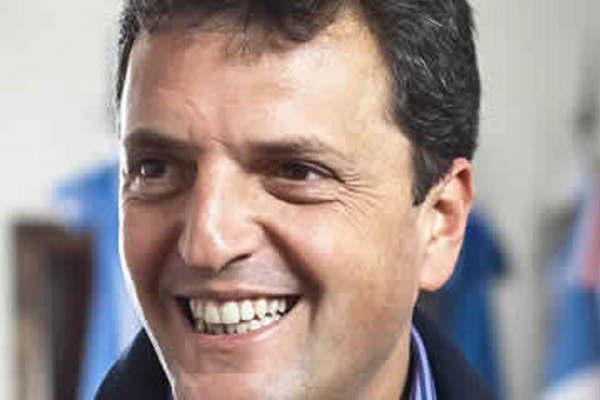 Sergio Massa llega para recorrer distintos lugares de la provincia