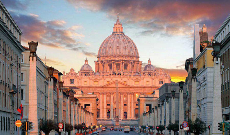 El Vaticano reconoce directrices secretas para sacerdotes con hijos
