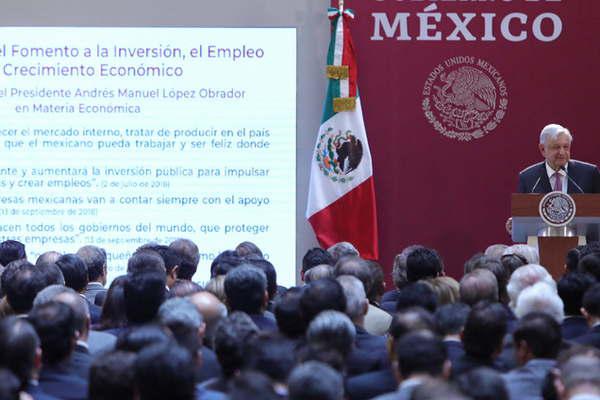 El jefe de Estado Andreacutes Loacutepez Obrador acusa a la oposicioacuten de convertir Meacutexico en un cementerio