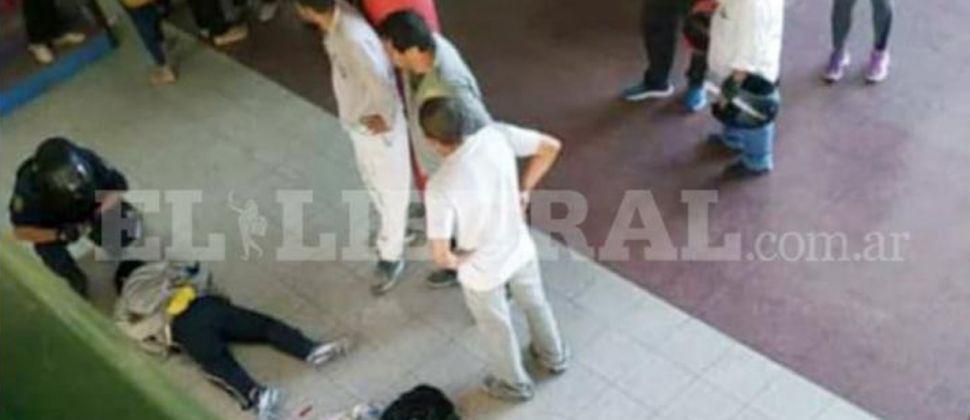 Grave- adolescente de 14 antildeos apuntildealoacute a una docente