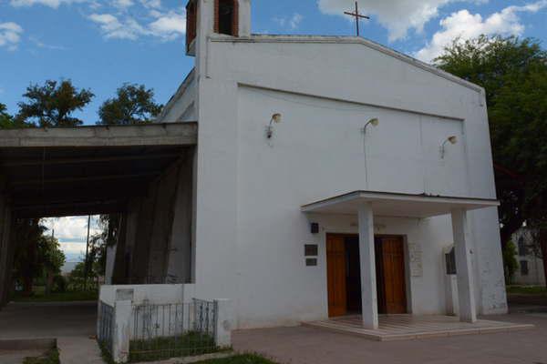 Invitan a las misas diarias que se celebran en el Santuario Santa Luciacutea