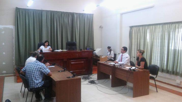 Abuelo abusaba de sus nietas y les deciacutea que era normal